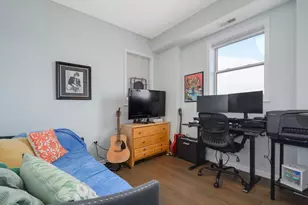 828 W Grace St, Chicago, IL 60613 - Photo 12