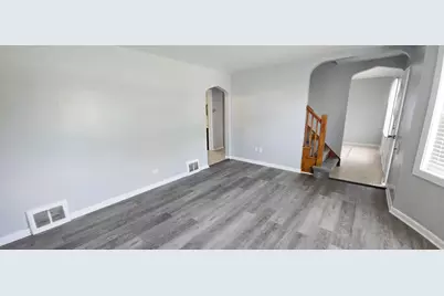 201 Broadway Avenue, Chicago Heights, IL 60411 - Photo 2
