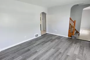 201 Broadway Ave, Chicago Heights, IL 60411 - Photo 2