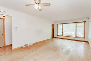 6317 N Lowell Ave, Chicago, IL 60646 - Photo 6
