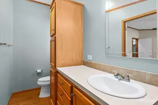 463 Meadowlark Cir, Sandwich, IL 60548 - Photo 12