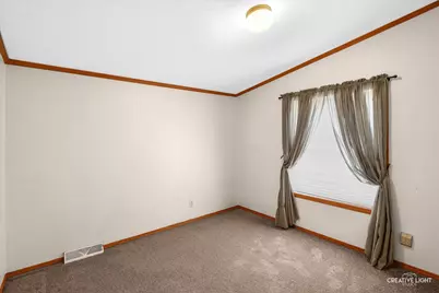 463 Meadowlark Circle #B, Sandwich, IL 60548 - Photo 8