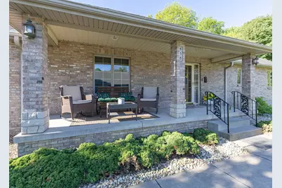 858 45th Avenue, East Moline, IL 61244 - Photo 2