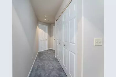 1715 Pavilion Way #307, Park Ridge, IL 60068 - Photo 18