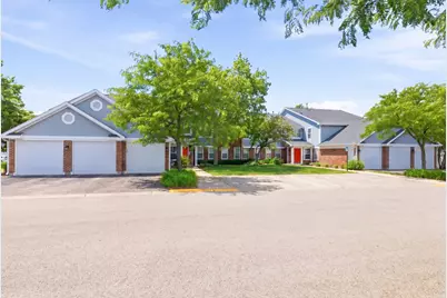 207 W Jennifer Lane #2-1A, Palatine, IL 60067 - Photo 2