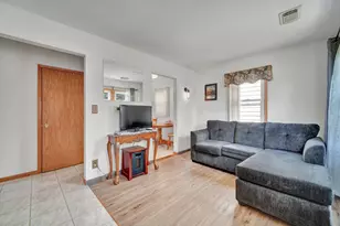 [Address not provided], Burbank, IL 60459 - Photo 4