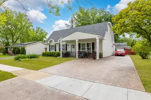 275 Plainview Dr, Bolingbrook, IL 60440 - Photo 1