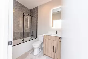 1907 S Racine Ave, Chicago, IL 60608 - Photo 4
