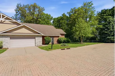 1002 2nd Street Court #NA, Moline, IL 61265 - Photo 2