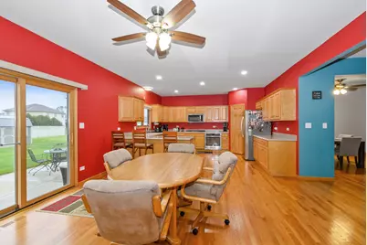 815 Meadow Path, Manteno, IL 60950 - Photo 8