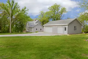 201 Woodruff St, Marseilles, IL 61341 - Photo 2