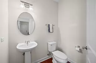 2021 Dauntless Dr, Glenview, IL 60026 - Photo 16