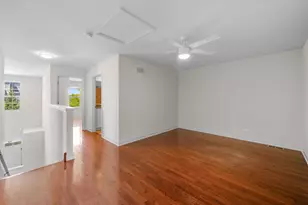2021 Dauntless Dr, Glenview, IL 60026 - Photo 20