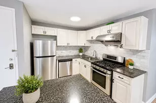 1451 E 55th St, Chicago, IL 60615 - Photo 4