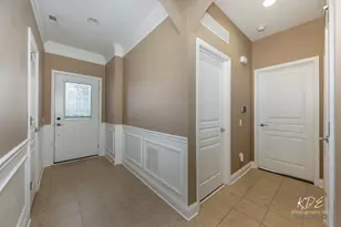 2898 Stoney Creek Dr, Elgin, IL 60124 - Photo 2