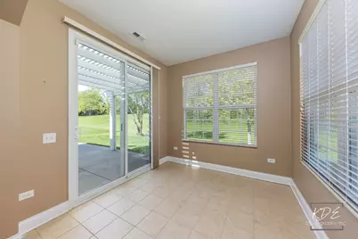 2898 Stoney Creek Drive, Elgin, IL 60124 - Photo 14