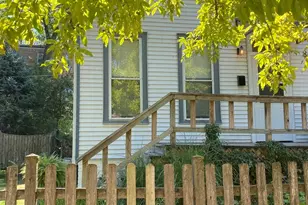 810 Simpson St, Evanston, IL 60201 - Photo 2