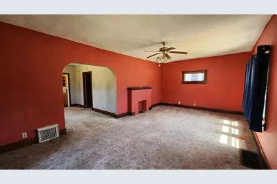 562 7 Avenue S, Clinton, IA 52732 - Photo 6
