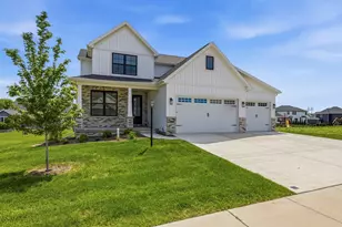 1214 Briarwood Ln, Mahomet, IL 61853 - Photo 44