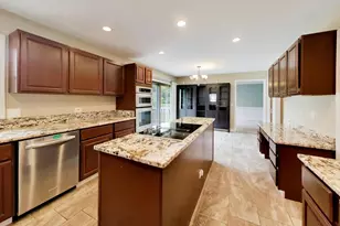 825 W Dorset Ave, Palatine, IL 60067 - Photo 6