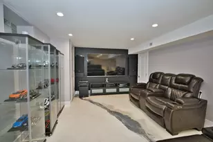 7135 Laramie Ave, Skokie, IL 60077 - Photo 30