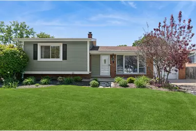 712 Arthur Drive, Lombard, IL 60148 - Photo 1