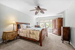 6395 Cunningham Ct, Gurnee, IL 60031 - Photo 10