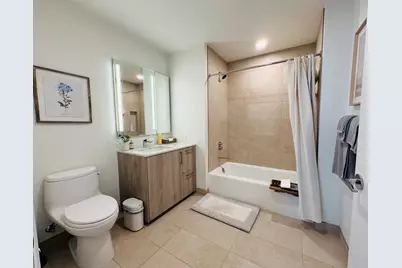 211 N Harbor Drive #901, Chicago, IL 60601 - Photo 10