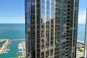211 N Harbor Dr, Chicago, IL 60601 - Photo 1