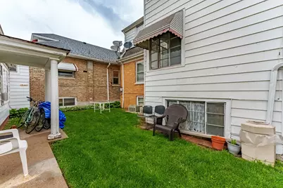 1344 Cuyler Avenue, Berwyn, IL 60402 - Photo 14