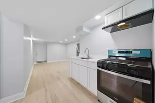 541 N Lawndale Ave, Chicago, IL 60624 - Photo 2