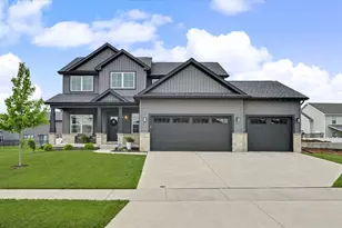 512 Wheatley Dr, Mahomet, IL 61853 - Photo 2
