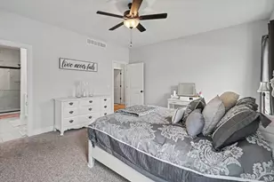 512 Wheatley Dr, Mahomet, IL 61853 - Photo 16