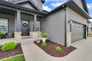 512 Wheatley Dr, Mahomet, IL 61853 - Photo 4