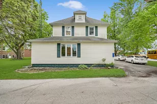 5172 E Center St, Bourbonnais, IL 60914 - Photo 1