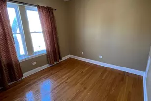 7411 N Hoyne Ave, Chicago, IL 60645 - Photo 10