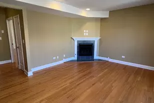 7411 N Hoyne Ave, Chicago, IL 60645 - Photo 2