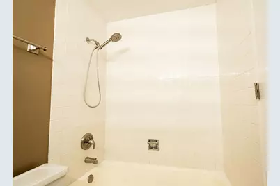 233 E Erie Street #1309, Chicago, IL 60611 - Photo 16