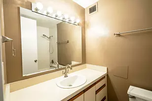233 E Erie St, Chicago, IL 60611 - Photo 14