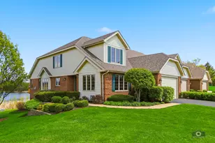 12198 Oxford Ct, Lemont, IL 60439 - Photo 2