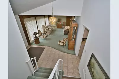 4351 W Chase Avenue, Lincolnwood, IL 60712 - Photo 8
