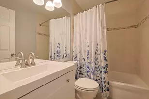 830 Hawk Ln, Carol Stream, IL 60188 - Photo 20