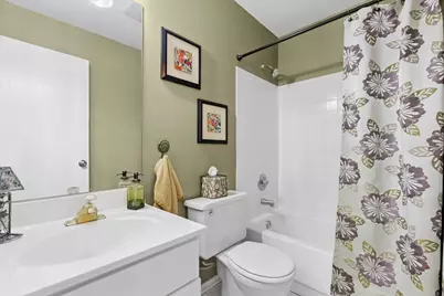1230 S Wellington Court, Buffalo Grove, IL 60089 - Photo 18