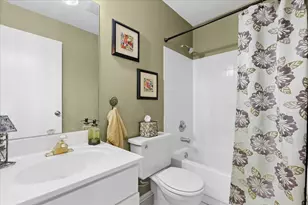 1230 S Wellington Ct, Buffalo Grove, IL 60089 - Photo 18