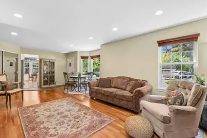 1230 S Wellington Court, Buffalo Grove, IL 60089 - Photo 6