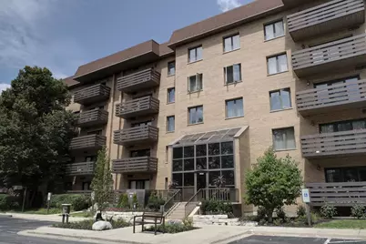 1910 Chestnut Avenue #C116, Glenview, IL 60025 - Photo 1
