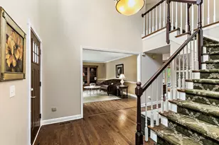 380 Covington Dr, Barrington, IL 60010 - Photo 4