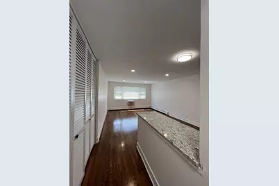 2401 W Balmoral Avenue #2C, Chicago, IL 60625 - Photo 6
