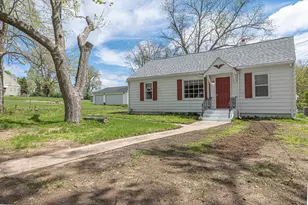 3434 18th St, Rockford, IL 61109 - Photo 2