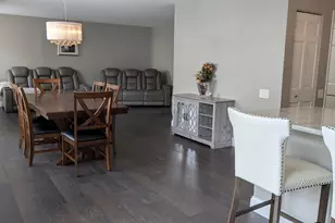 233 Lorraine Cir, Bloomingdale, IL 60108 - Photo 18